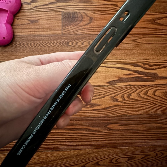 Casetify x Lisa Frank Bubble Kittens Case iPhone 15 Pro Max - Picture 6 of 7